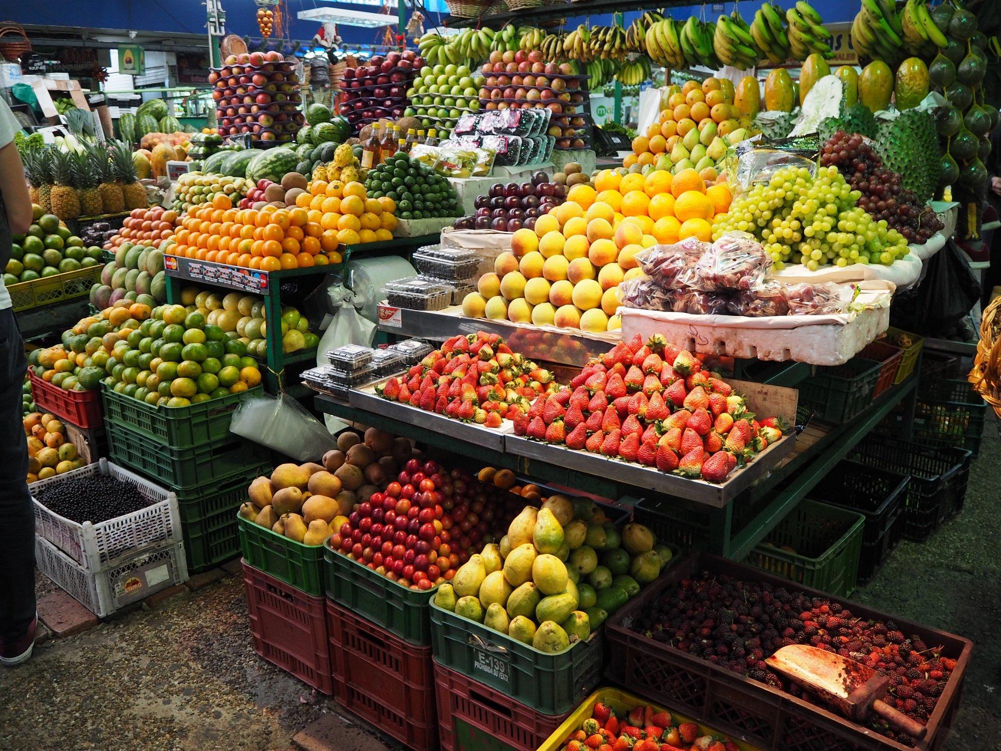 LET YOUR TASTE BUDS ENJOY OUR TROPICAL DIVERSITY!